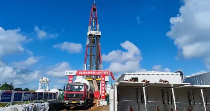 我國(guó)最深地?zé)峥铺骄赉@ 助力深層地?zé)豳Y源規(guī)?；_發(fā)利用-地大熱能